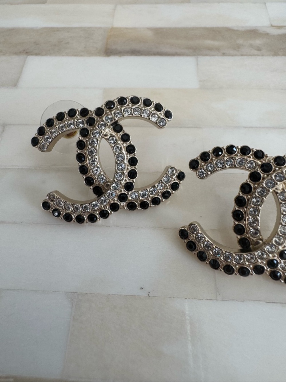 CHANEL Chanel Coco Mark Rhinestone Earrings A22B Gold, Black, Crystal w Tags - Picture 4 of 9